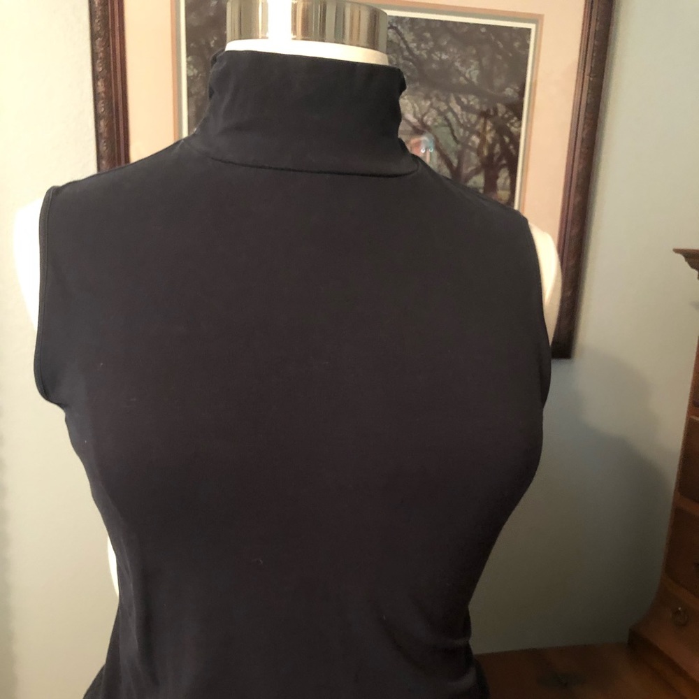 Black cotton turtle neck for summer